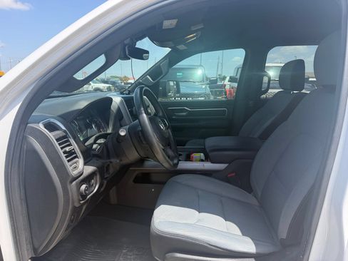 Used 2023 RAM 1500 Lone Star AWD/4WD image 5
