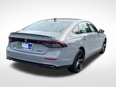 Used 2025 Honda Accord Sport image 6