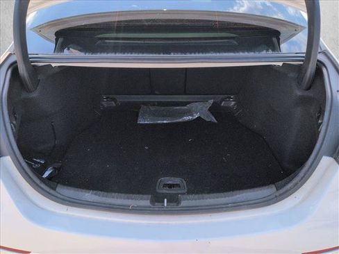 Used 2023 Mercedes-Benz C 300 Sedan image 6