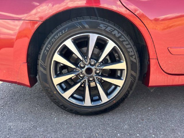 Used 2016 Nissan Altima 2.5 SV FWD image 29