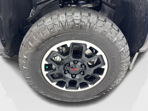 Used 2026 Toyota Tacoma TRD Off-Road w/ TRD Off Road Upgrade Package AWD/4WD image 85