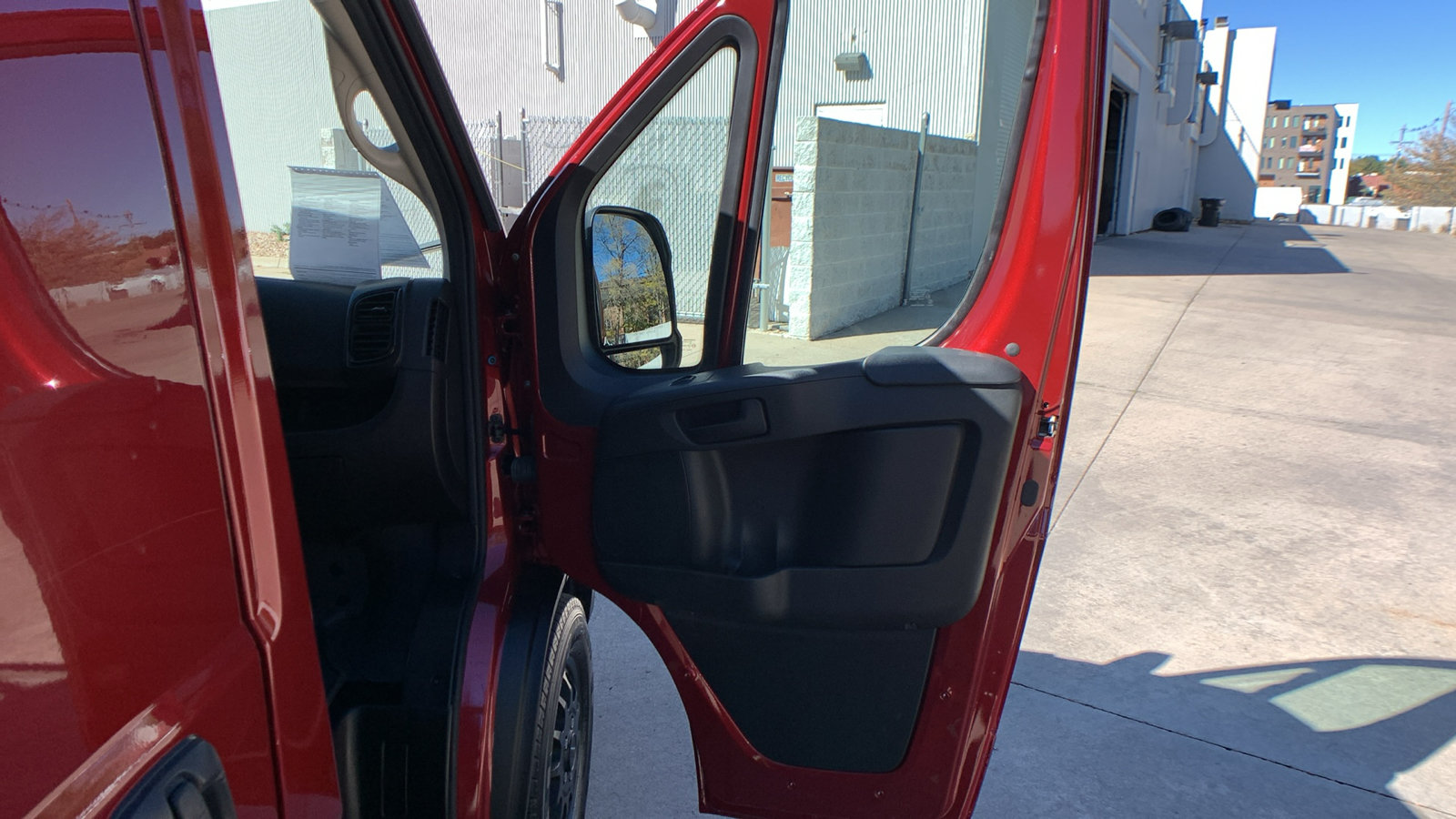 Used 2024 RAM ProMaster 1500 w/ Premium Convenience Group FWD image 23