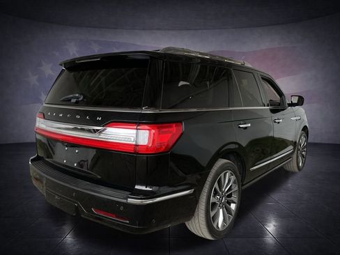 Used 2018 Lincoln Navigator Select w/ Technology Package image 5