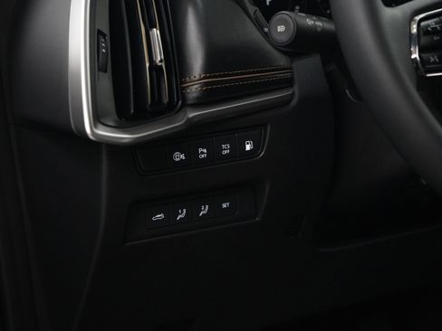 Certified 2025 MAZDA CX-70 Plug-In Hybrid w/ Premium Plus image 21