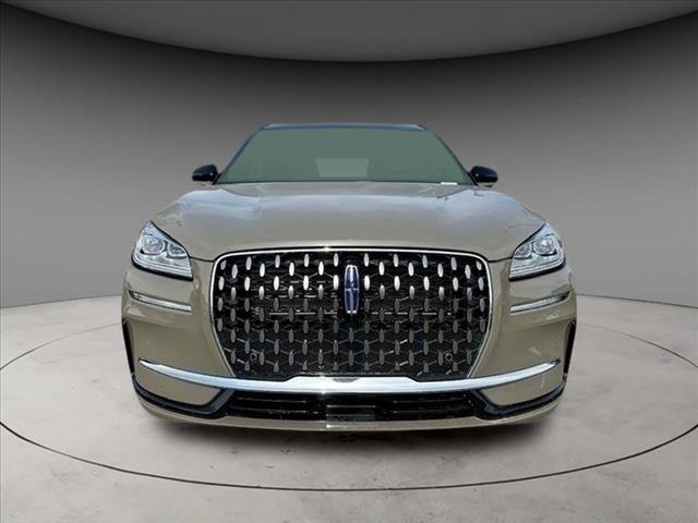 New 2025 Lincoln Corsair Grand Touring w/ Equipment Group 301A AWD/4WD image 2