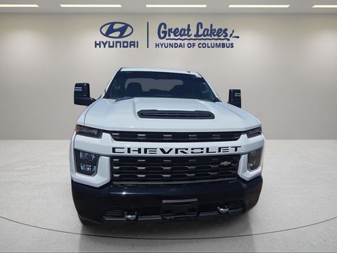 Used 2022 Chevrolet Silverado 2500 Custom w/ Custom Value Package AWD/4WD image 8