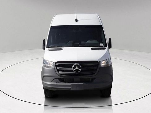New 2025 Mercedes-Benz Sprinter 3500 image 2