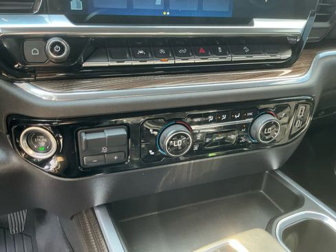 Used 2024 Chevrolet Silverado 1500 RST image 27