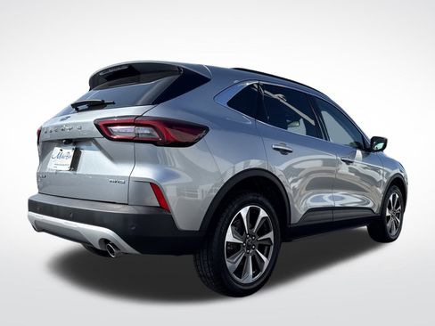 Used 2024 Ford Escape Platinum image 16