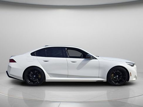 Used 2025 BMW M5 w/ M Driver's Package AWD/4WD image 4