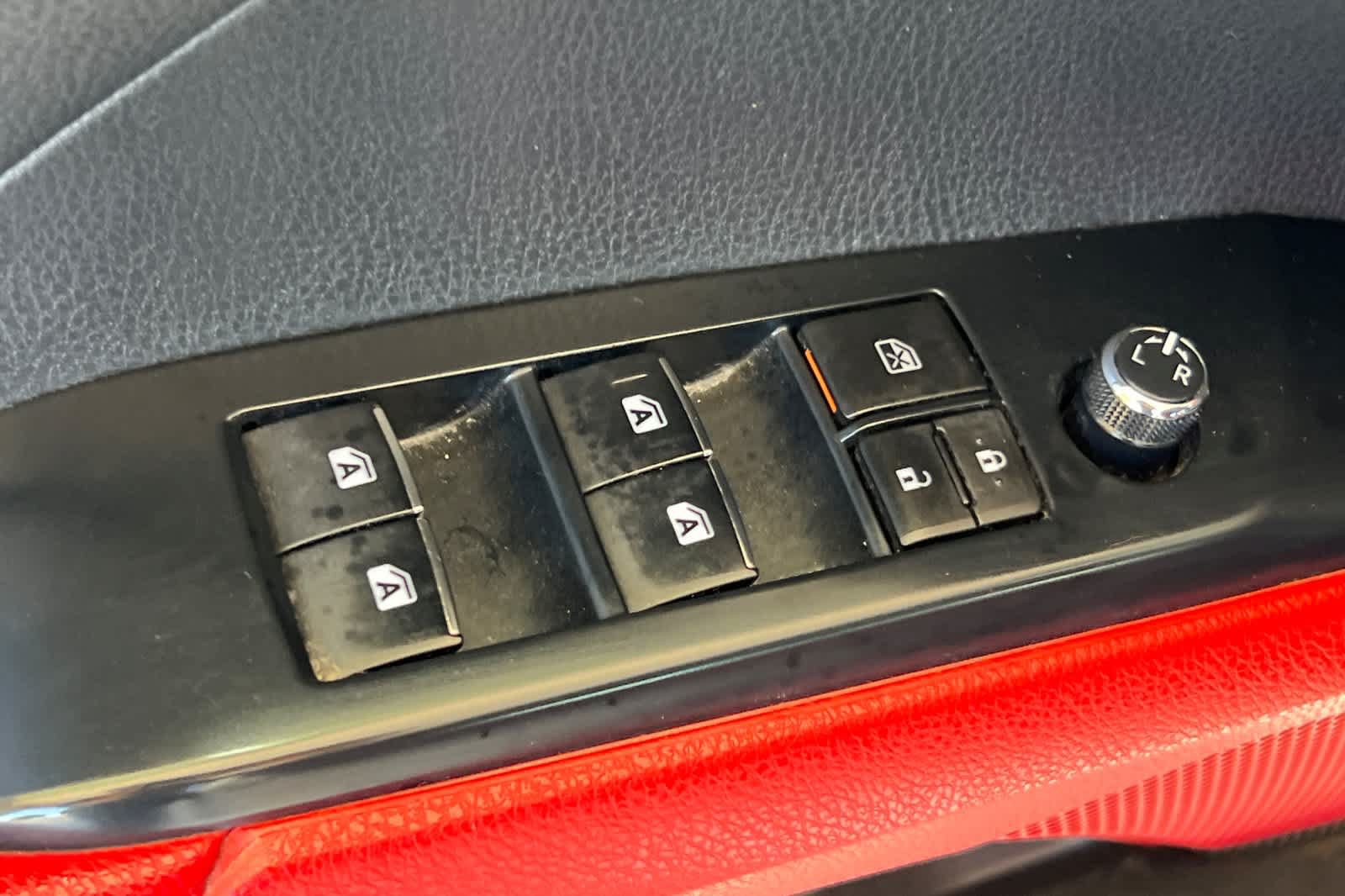 Used 2020 Toyota Camry XSE w/ Driver Assist Package FWD image 13