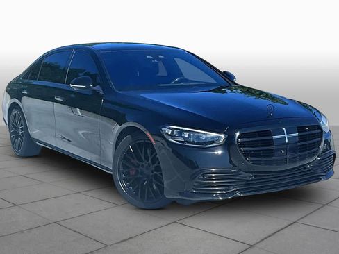Used 2022 Mercedes-Benz S 580 4MATIC Sedan image 3