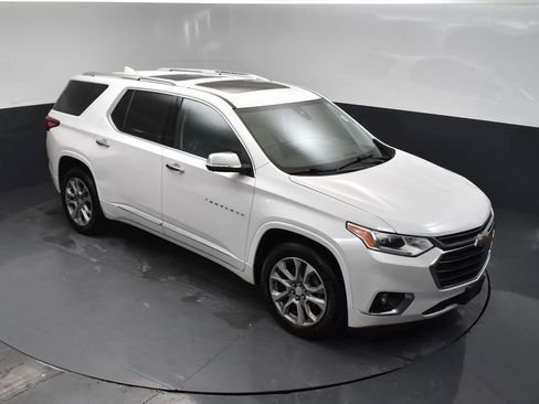 Used 2021 Chevrolet Traverse Premier w/ LPO, Floor Liner Package AWD/4WD image 14