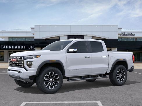 New 2026 GMC Canyon Denali image 3