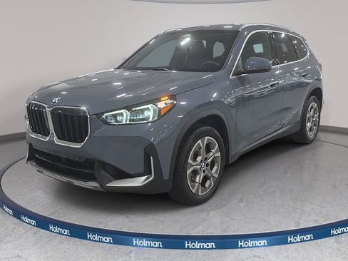 Used 2023 BMW X1 xDrive28i AWD/4WD image 1