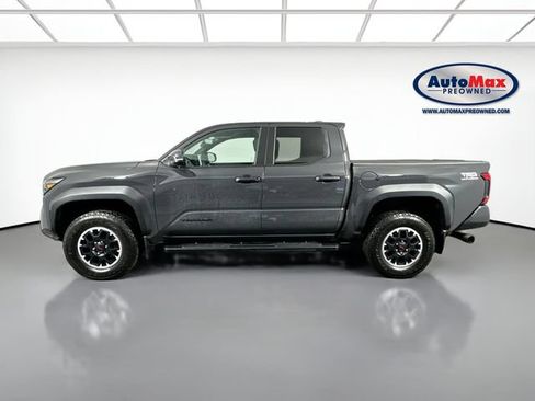 Used 2024 Toyota Tacoma TRD Off-Road w/ TRD Off Road Upgrade Package AWD/4WD image 8