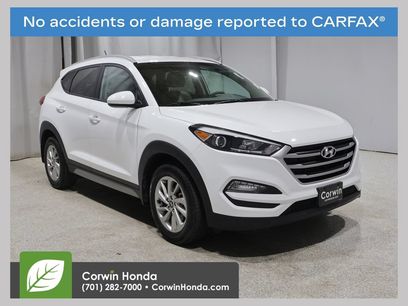 Used 2017 Hyundai Tucson SE w/ SE Popular Package 02