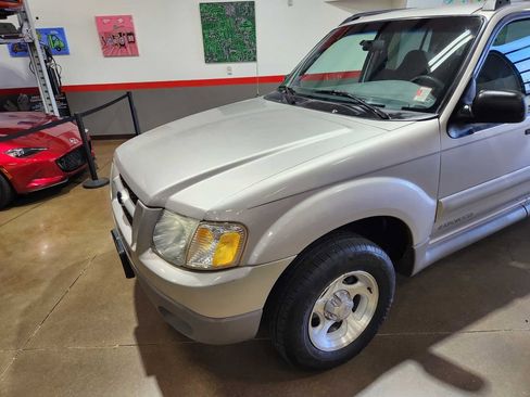 Used 2002 Ford Explorer Sport Trac 4x4 image 41