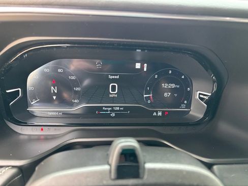 Used 2023 GMC Yukon Denali Ultimate AWD/4WD image 26