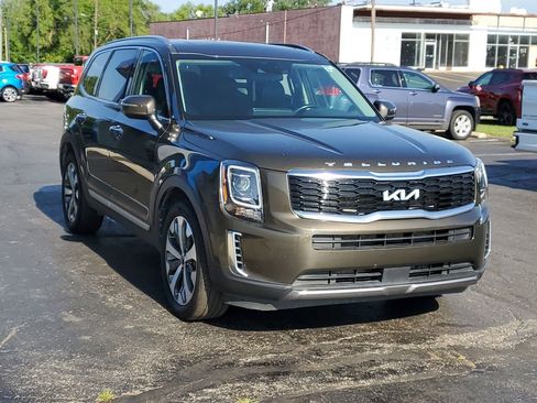 Used 2022 Kia Telluride S AWD/4WD image 4