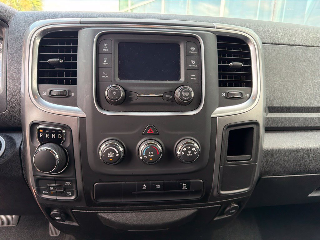 Used 2024 RAM 1500 Warlock AWD/4WD image 11