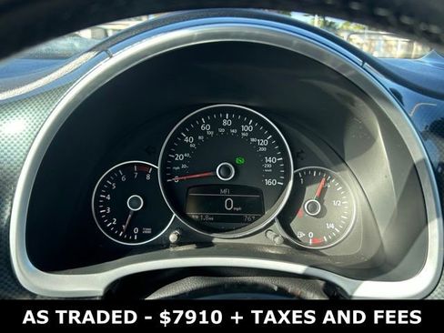 Used 2012 Volkswagen Beetle Turbo image 17