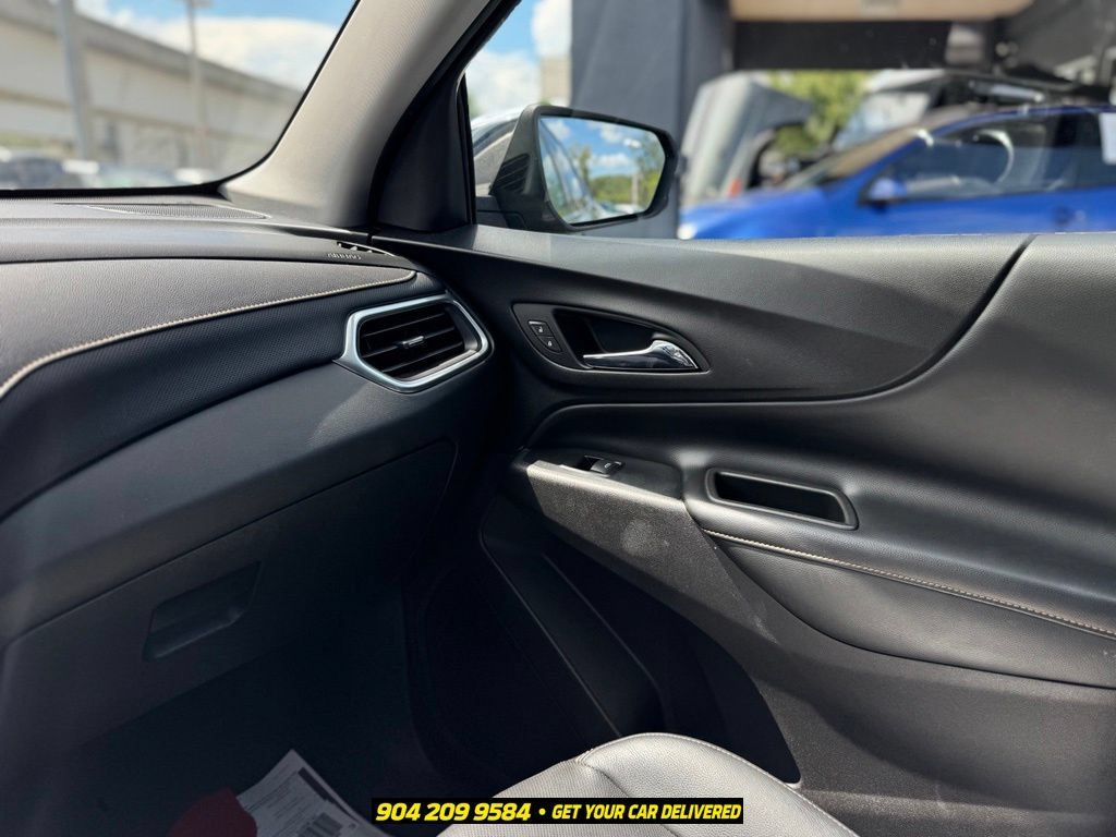 Used 2018 Chevrolet Equinox Premier FWD image 15