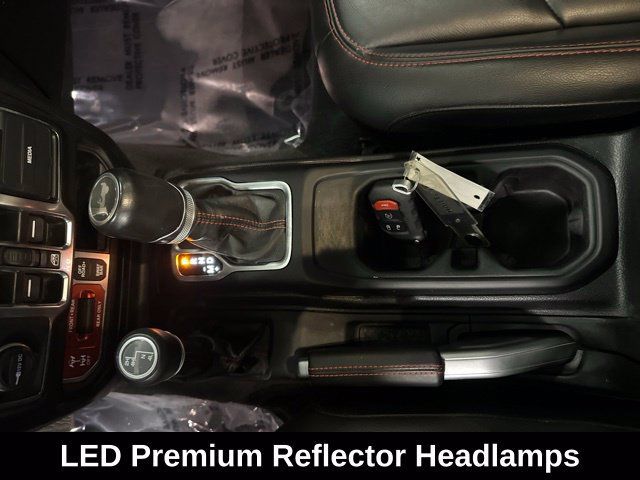 Used 2021 Jeep Wrangler Unlimited Rubicon AWD/4WD image 15