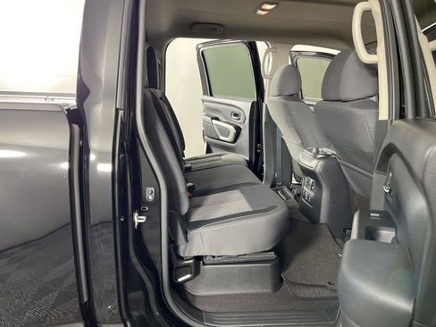 Used 2024 Nissan Titan SV w/ SV Convenience Package image 51