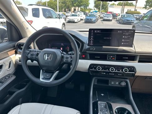 New 2026 Honda Pilot Elite image 18