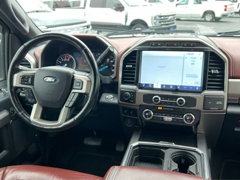 Used 2022 Ford F450 Platinum w/ FX4 Off-Road Package image 25