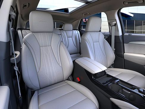 New 2026 Buick Envision Avenir image 16