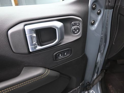 New 2026 Jeep Gladiator Sport AWD/4WD image 13