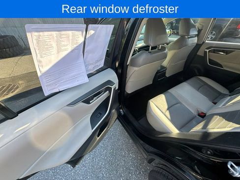 Used 2019 Toyota RAV4 XLE Premium w/ Cold Weather Package AWD/4WD image 21