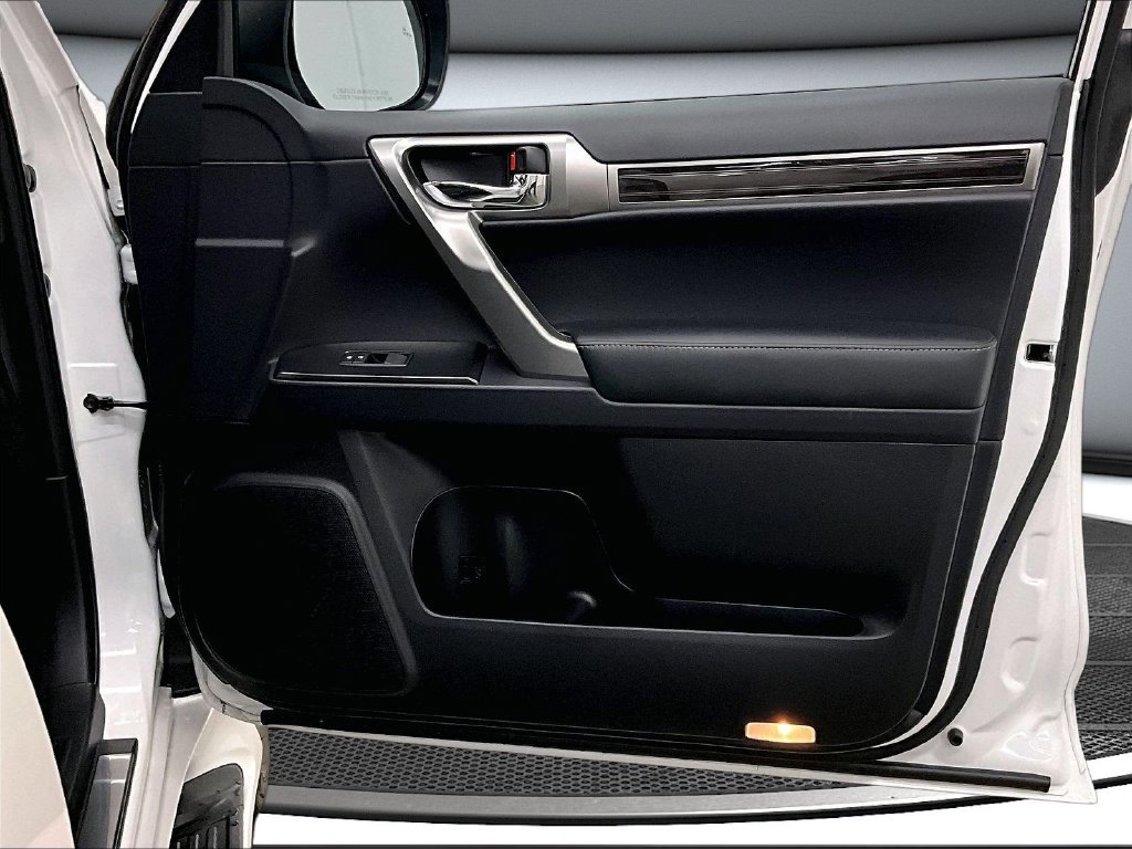 Used 2023 Lexus GX 460 Premium w/ Premium Plus Package AWD/4WD image 29