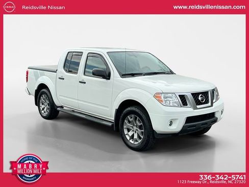 Used 2020 Nissan Frontier SV image 8