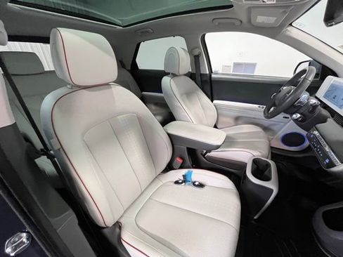 Used 2024 Hyundai Ioniq 5 Limited image 9