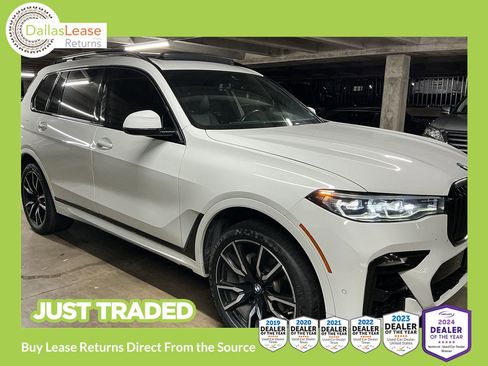 Used 2020 BMW X7 xDrive40i w/ M Sport Package AWD/4WD image 1