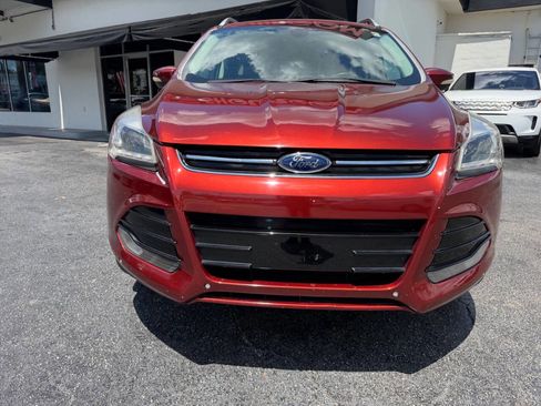 Used 2015 Ford Escape Titanium w/ Equipment Group 301A FWD image 8