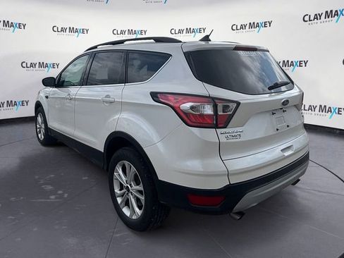 Used 2018 Ford Escape SEL image 3