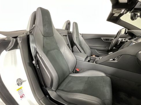 Used 2024 Jaguar F-TYPE R-Dynamic RWD image 19