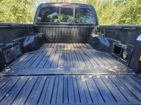 Used 2010 Toyota Tacoma 4x4 Double Cab image 31