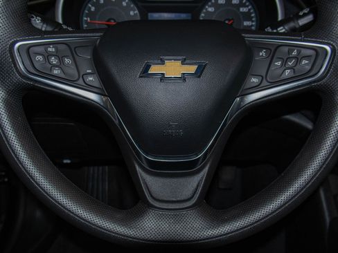 Used 2024 Chevrolet Malibu LT FWD image 11