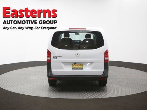 Used 2022 Mercedes-Benz Metris image 32