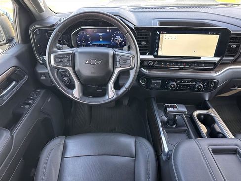 Used 2022 Chevrolet Silverado 1500 LT Trail Boss w/ LT Trail Boss Premium Package image 11