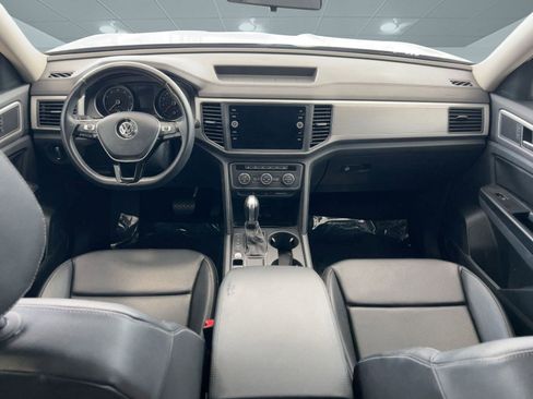 Used 2019 Volkswagen Atlas SE w/ Towing Package image 16