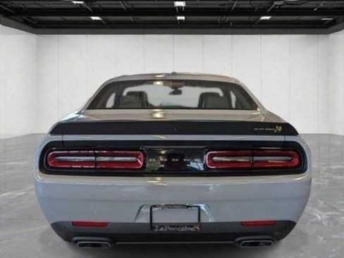 Certified 2022 Dodge Challenger R/T Scat Pack RWD image 4