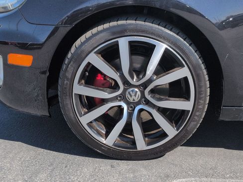 Used 2014 Volkswagen GTI Wolfsburg Edition image 13