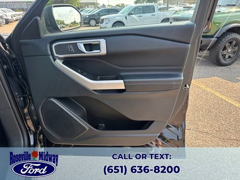 Used 2023 Ford Explorer XLT w/ Equipment Group 202A AWD/4WD image 29