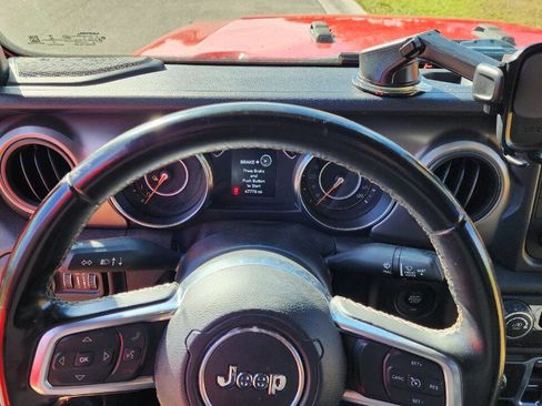 Used 2020 Jeep Gladiator Sport w/ Quick Order Package 24S image 22